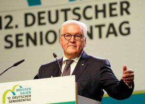  Bundespräsident Frank-Walter Steinmeier eröffnete den 12. Deutschen Seniorentag in Dortmund. Fotos: Klaus Görgen