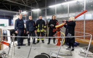 kunstgruppe GOTTLIEB hier bei der Dortmunder Feuerwehr. Foto: Oliver Scharper