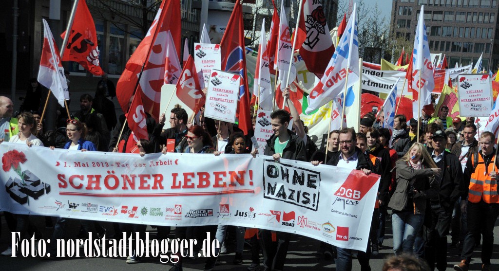 1.Mai-Demo des DGB für soziale Gerechtigkeit und gegen Rechtsextremismus in Dortmund. Foto: Alex Völkel