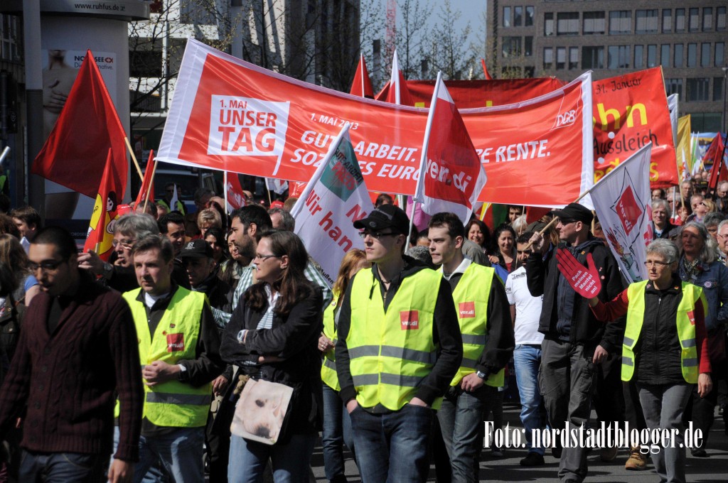 1.Mai-Demo des DGB für soziale Gerechtigkeit und gegen Rechtsextremismus in Dortmund. Foto: Alex Völkel