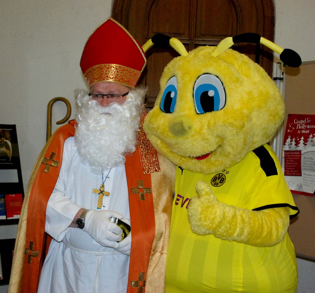 Kinderweihnachtsfeier am Borsigplatz 2012 - Foto von Wilhelm Jütte