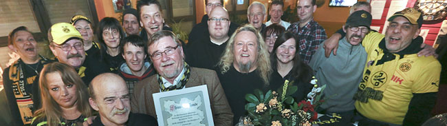 Weihnachtsfeier BvB-Fan-Club Herz des Nordes im Café Berta