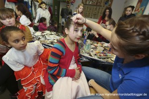 Dietrich-Keuning-Haus fest in Narrenhand. Die Alten und die Jungen feierten gleichzeitig Karneval. Kinderkarneval im Jugendbereich