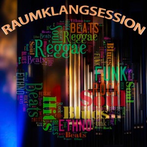 Die RAUMKLANGSESSION (Foto und Collage: Rüdiger Barz) ist offen und lädt zur aktiven Gestaltung ein.