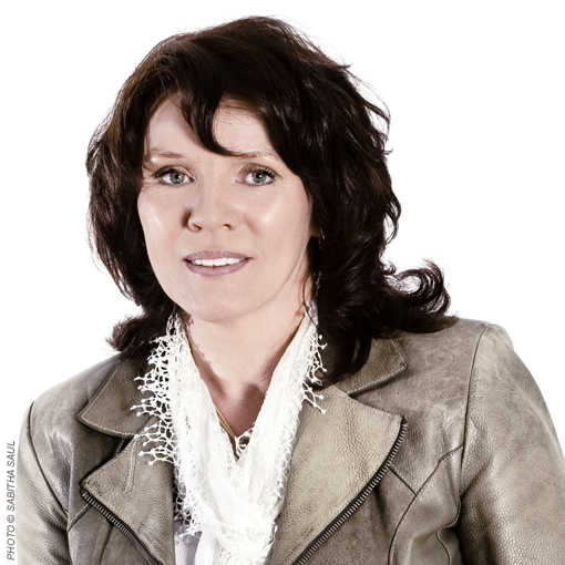 Ramona Geng - SargArt - Individuelle Sarg- und Urnengestaltung
