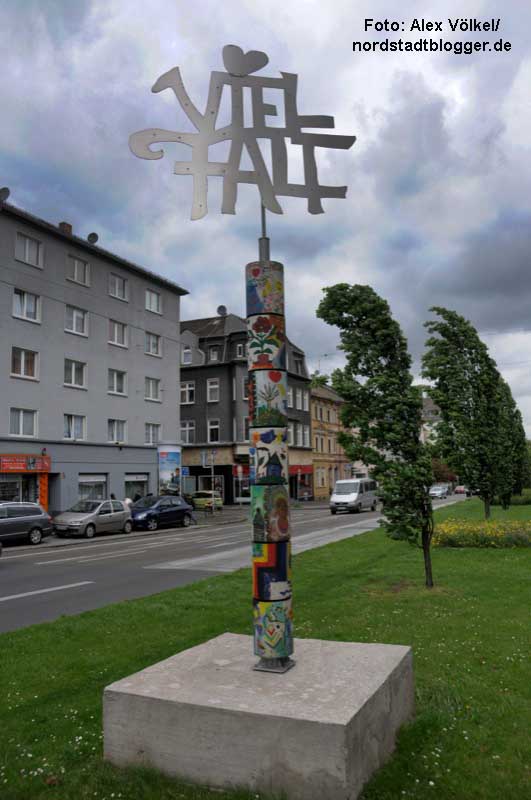 Das Objekt "Vielfalt" von Ulrike Fischer an der Bornstraße soll die Künstlerin wieder entfernen.