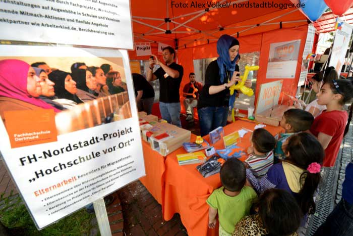 Auch beim Münsterstraßenfest 2014 waren die Study Scouts vor Ort.