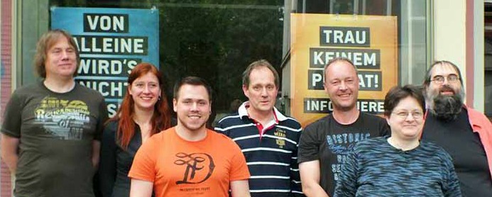 Der neue Vorstand der Piraten: Dieter McDevitt, Nadja Reigl, Lennart Zumholte, Wolgang Pähler, Holger Knöpker, Andrea Wille, , Dirk Pullem (Von links nach rechts).