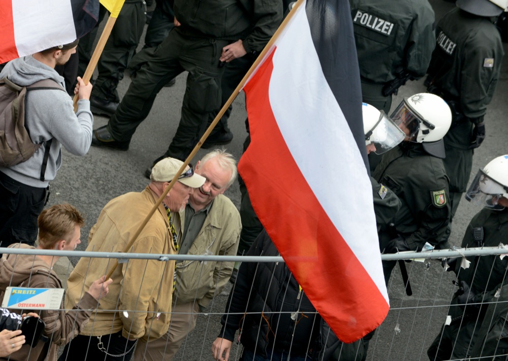 Neonazis - Mitglieder und Unterstützer der Partei "Die Rechte" - demonstrierten in Dortmund.
