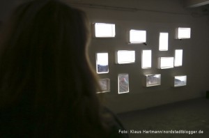 Ausstellung 31 Kilo im Künstlerhaus Sunderweg. Videoinstallation von Uygar Demoglu