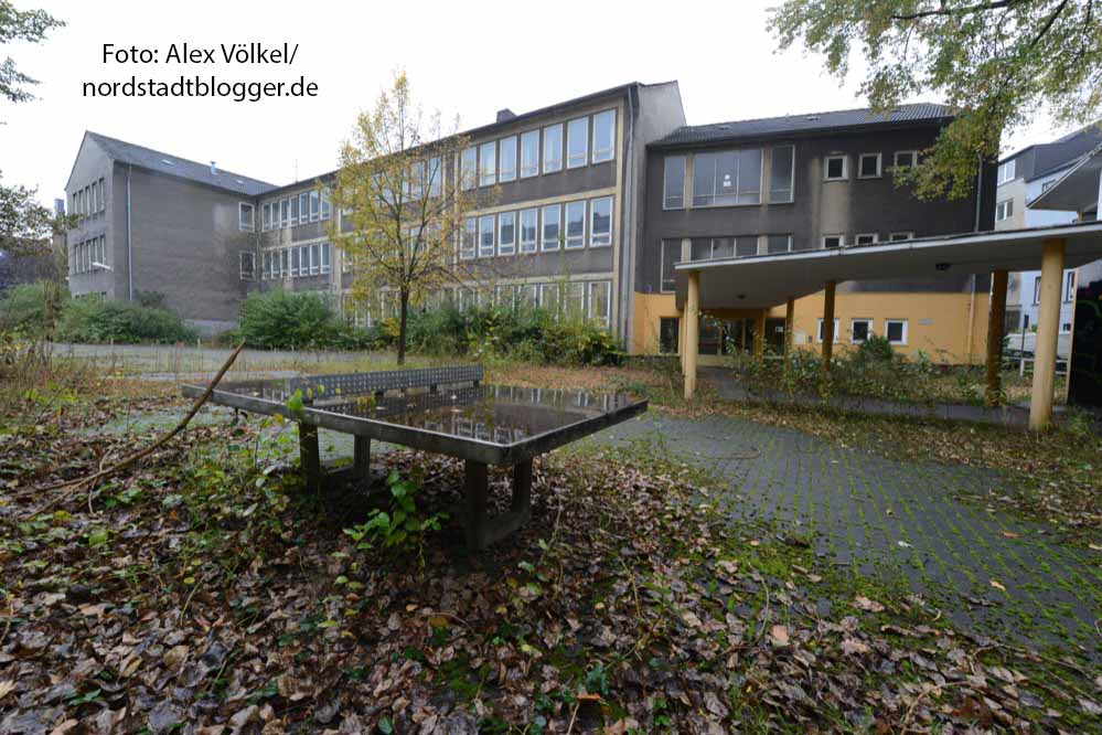 In der ehemaligen Abendrealschule in der Adlerstraße soll eine Notunterkunft eingerichtet werden.