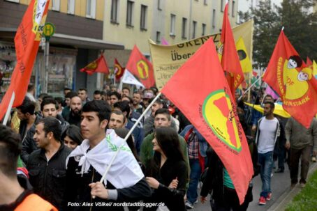 Dortmund - Kurdische Demonstration gegen ISIS_4709 - NSB
