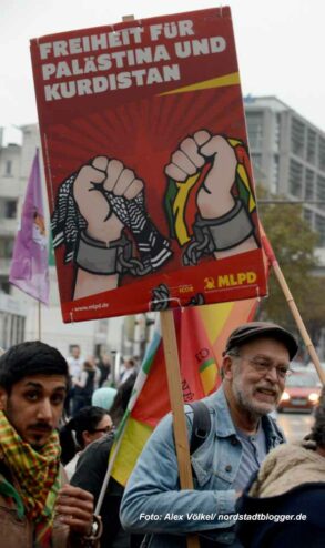 Dortmund - Kurdische Demonstration gegen ISIS_4943 - NSB