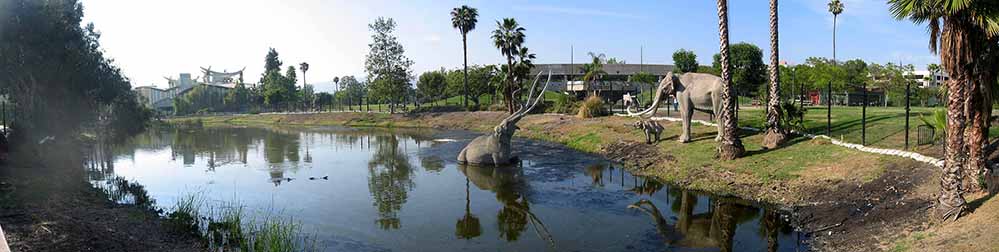 Die Teergruben in Los Angeles sind eine Touristenattraktion. Foto: Buchanan-Hermit/ Wikipedia