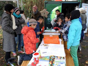 Auf dem Spielplatz Düppelstraße findet ein Familienfest statt. Foto: Wolf-Dieter Blank