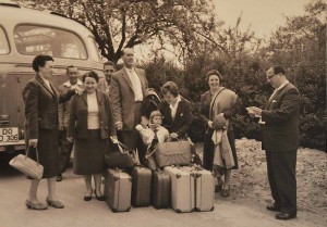 Dieses Foto in der Ausstellung des Hoesch-Museums zeigt, wie es aussah als Hoesch-Mitarbeiter zu Erholung nach Ladbergen  im Münsterland geschickt wurden. Repro: Horst Müller