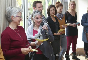 Verabschiedung von Walter Klamser, Soziales Zentrum Westhoffstraße, in den Ruhestand. Mitarbeiter fomulieren gute Wünsche für die Zukunft Klamsers