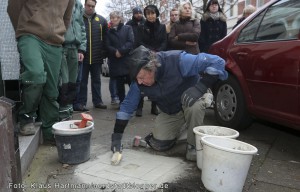 Stolpersteine, Erinnerung an die Ermordeten im Nationalsozialismus wurden in der Nordstadt verlegt. Künstler und Initiator Gunter Demnig