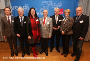 Neujahrsempfang der Gewerkschaft Verdi im Werkssaal der DSW. Gruppenfoto mit Ehrengästen. v. l.: Michael Bürger, Verdi;Hans-Werner Stodollik, Bürgermeister Lünen, Erika Wehde, Verdi; Manfred Sauer, Bürgermeister, Oberbürgermeister Ullrich Sierau, Jutta Reiter, DGB und Jürgen Paul, stellv. Bürgermeister Schwerte