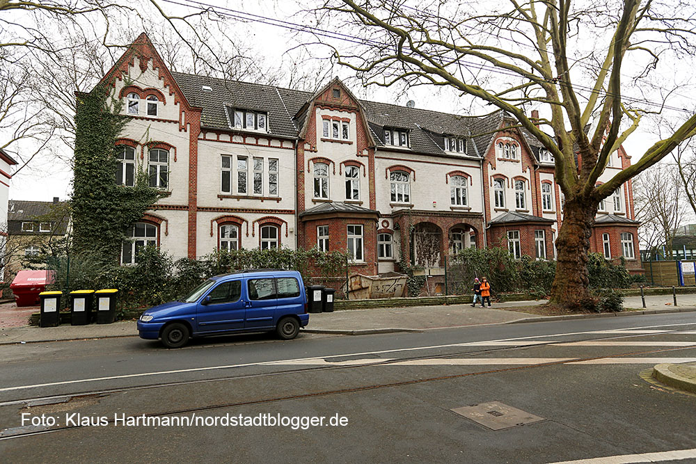 Neue Kindertagesstätte der Evangelischen Kirche wird an der Oesterholzstraße eingerichtet. Im Erdgeschoss des alten Hauses läuft ab August der Betrieb