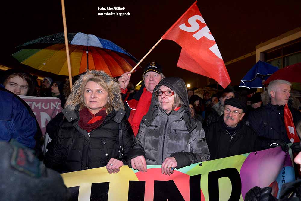 Zehn Mal mehr Demokraten als Neonazis kamen nach Eving. Die SPD hatte eine Protestkundgebung angemeldet.