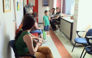 Solidaritätskliniken auf Basis von Spenden und Ehrenamtlichkeit versuchen den Zerfall des Gesundheitswesens in Griechenland aufzufangen.