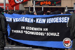 Demonstration der Antifa zum Gedenken an Thomas "Schmuddel" Schulz. Archivbild: Alex Völkel