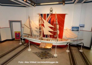 Die Gorch Fock ist schon aus dem Hafenamt verschwunden - sie gehört der Marinekameradschaft.