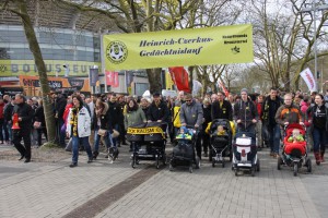 Rund 1000 Menschen nahmen am Heinrich-Czerkus-Gedächtnislauf in die Bittermark teil. Foto: Wolfgang Hartwich