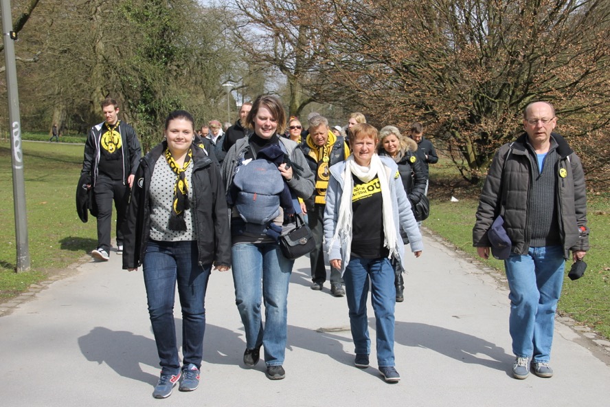 Rund 1000 Menschen nahmen am Heinrich-Czerkus-Gedächtnislauf in die Bittermark teil. Foto: Wolfgang Hartwich
