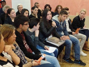 Auf großes Interesse stieß die Diskussionsveranstaltung im Jugendtreff Stellenpark.