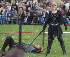 20. Mittelalterlich Phantasie Spectaculum im Fredenbaum. Ritterturnier und Schwertkämpfe