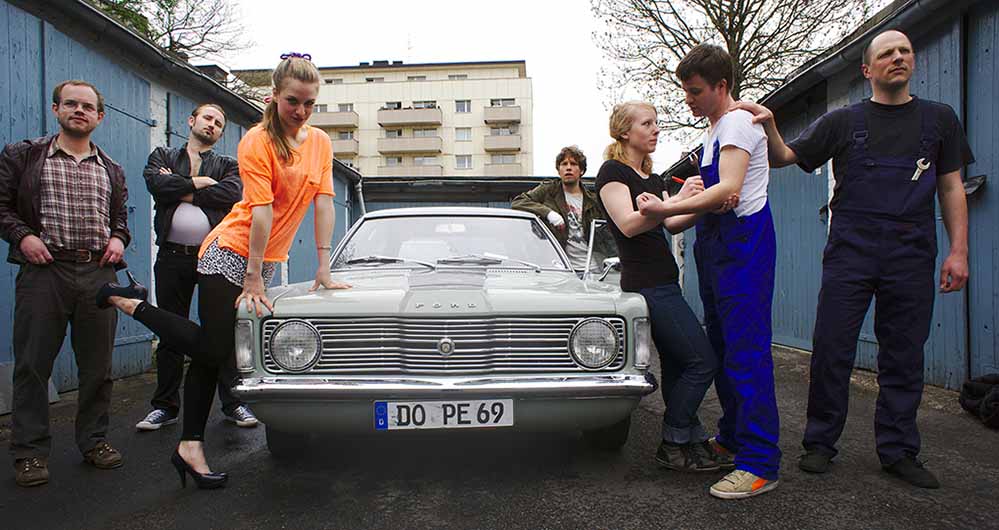 Das Nordstadt-Theater inszeniert "BANG BOOM BANG - ein todsicheres Ding” - eine Ruhrgebietskomödie nach dem Film von Peter Thorwarth - als Theaterstück. Foto: Verein