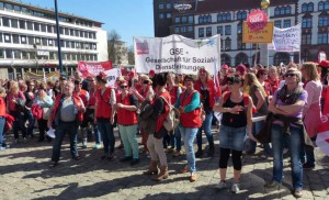 Die Beschäftigten haben ihre Streikbereitschaft sehr deutlich gemacht. - ver.di rüstet sich daher für einen unbefristeten Streik.