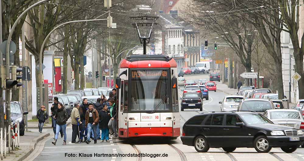 Die SPD spricht sich dafür aus, die Verkehrsdienstleistungen möglichst langfristig direkt an die DSW21 zu vergeben.