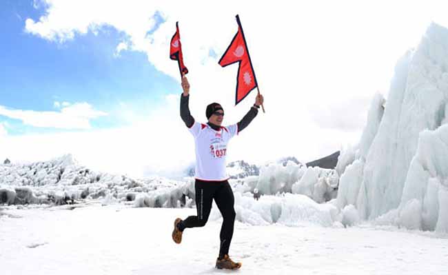 In den Jahren 2011 bis 2013 hat Michele Ufer drei Mal am höchsten Marathon der Welt, dem Tenzing-Hillary Everestmarathon mit einer Starthöhe auf 5400 Metern, teilgenommen.