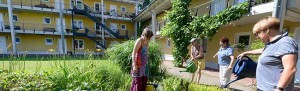 Im Beginenhof in der Dortmunder Nordstadt Leben Frauen zusammen.