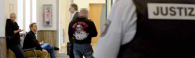 Erstes „Rathaus-Sturm“-Verfahren: Prozess gegen Neonazi Patrick Michael Brdonkalla.