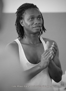 Probe des Tanz- und Theaterprojektes Sugar-Snap-Paradise. Muhamad, 19 Jahre kam vor drei Jahren aus Guinea nach Dortmund