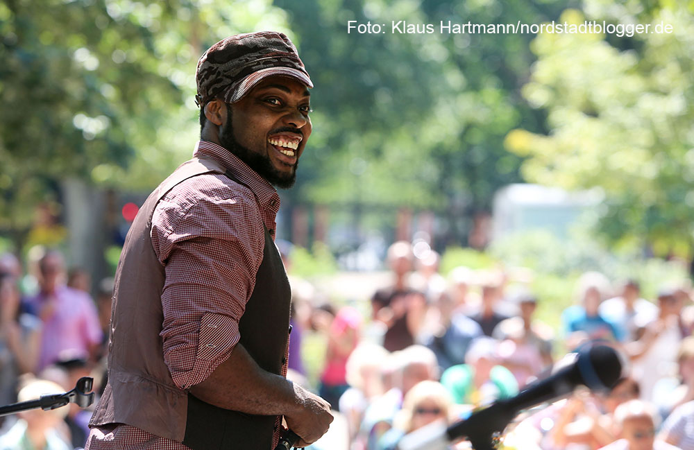 Zweite Ausgabe der Veranstaltungsreihe Musik.Kultur.Picknick 2015 auf dem Nordmarkt mit Lena Danai und The Day