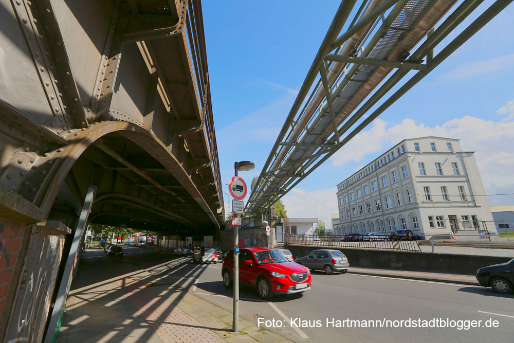 Tag des offenen Denkmals. Handwerk, Technik, Industrie, am 13. September 2015. Historische Eisenbahn-Stahlbrücke an der Weißenburger Straße- Oesterholz