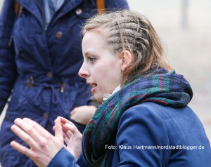 Schauspielerinnen und Regisseurin des "Dortmund Mädchengäng" im Interview auf dem Nordmarkt. Amelie Plaas-Link