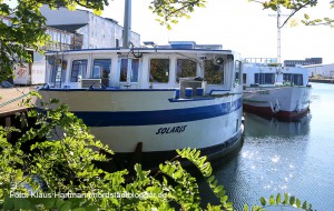 Die Schiffe zur Unterbringung von Flüchtlingen im Schmiedinghafen haben angelegt