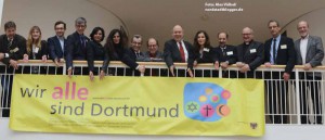 Vertreter der Stadt Dortmund, der Katholischen Stadtkirche, vom Evangelischen Kirchenkreis, der Jüdischen Kultusgemeinde und vom der Rat der Muslimischen Gemeinden nahmen an der Konferenz zur Kampagne „Wir alle sind Dortmund“ teil. 