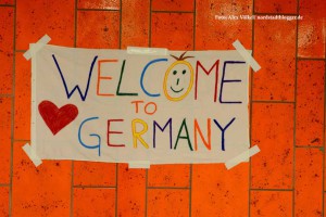 Refugees Welcome - Flüchtlingszug nach Dortmund _4688 - NSB
