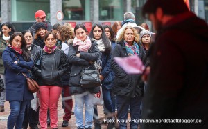 Mahnwache zum Gedenken der Opfer des Bombenattentats auf eine Friedenskundgebung in Ankara