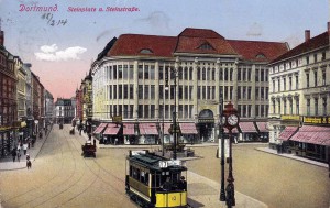 Ansichtskarte Steinplatz mit Straßenbahn 1914 (Wikipedia)
