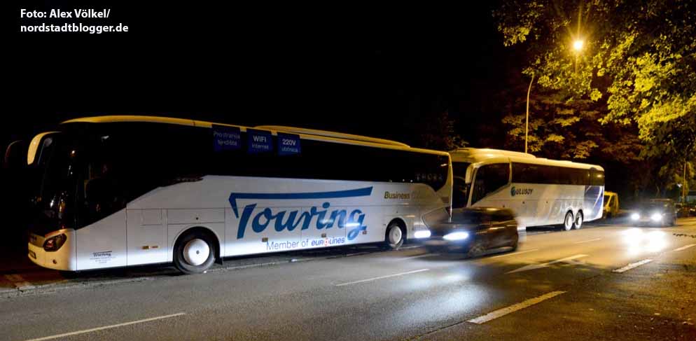 Weil das Parken im Busbahnhof schon jetzt zu teuer ist, suchen sich Busfahrer andere Kreuz- und Langzeitparkplätze.