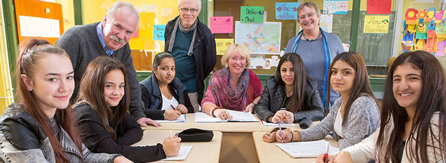 Jugendliche an der Anne-Frank-Gesamtschule werden zu Seniorenbegleitern ausgebildet