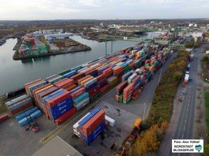 Das Container-Terminal Dortmund (CTD) platzt aus allen Nähten. Der Hafenbahnhof soll Entlastung bringen.